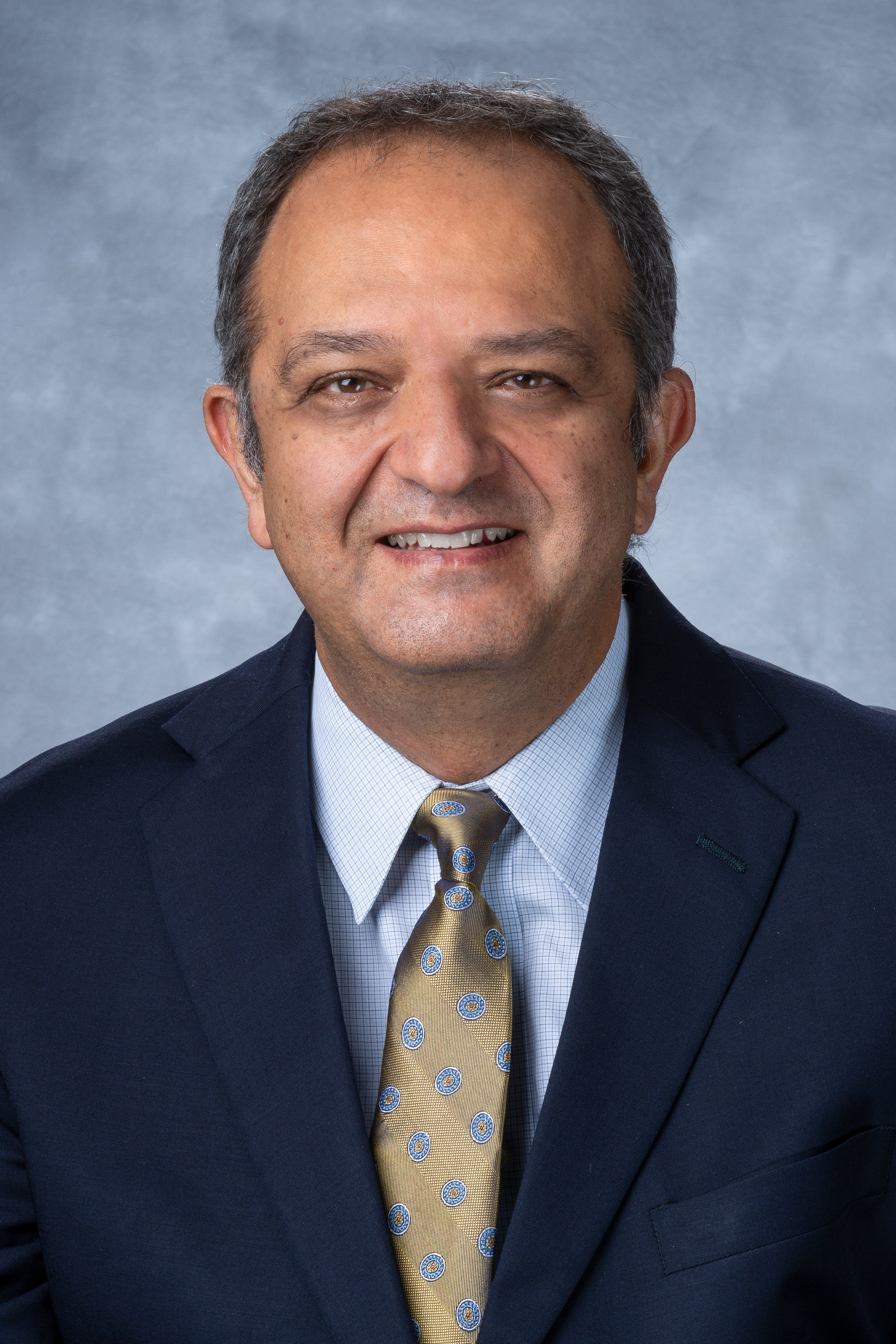 Farhad Ravandi